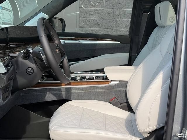 2026 Cadillac Escalade Platinum Sport - Photo 17