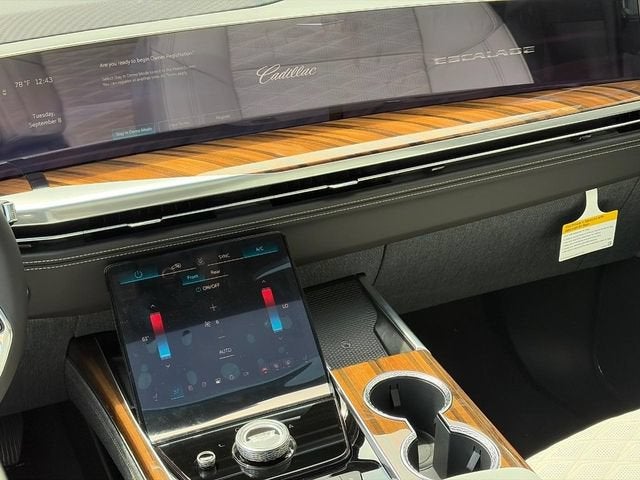 2026 Cadillac Escalade ESV Platinum Luxury
