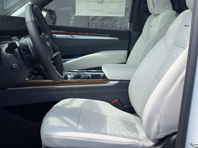 2026 Cadillac Escalade ESV Platinum Luxury