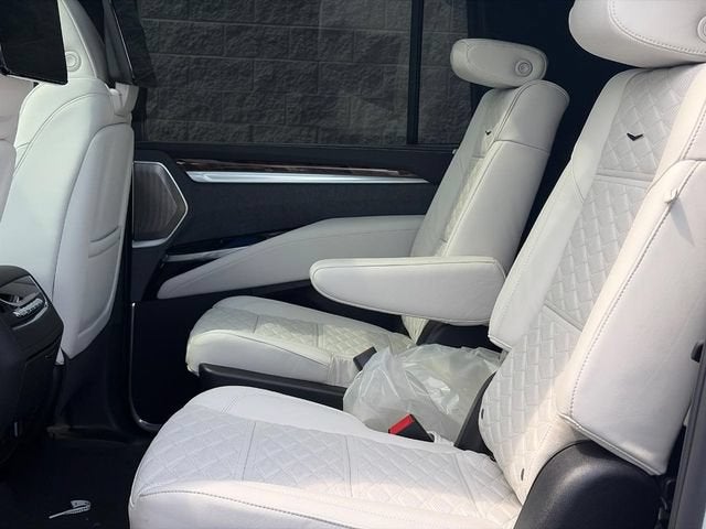 2026 Cadillac Escalade ESV Platinum Luxury