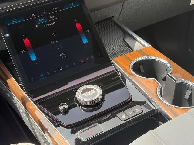 2026 Cadillac Escalade ESV Platinum Luxury