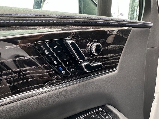 2025 Cadillac ESCALADE IQ Luxury 1