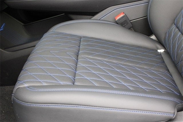 2025 Cadillac ESCALADE IQ Luxury 1