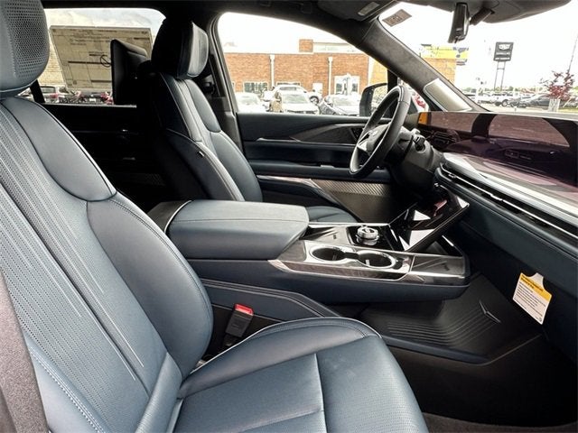 2025 Cadillac ESCALADE IQ Sport 2