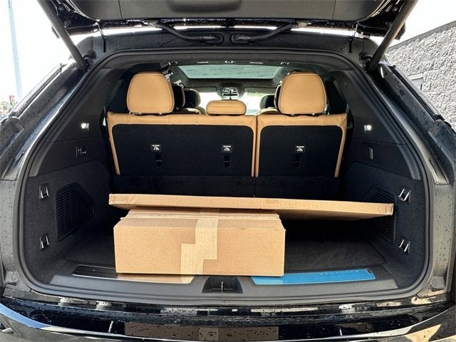 2025 Cadillac ESCALADE IQ Sport 2