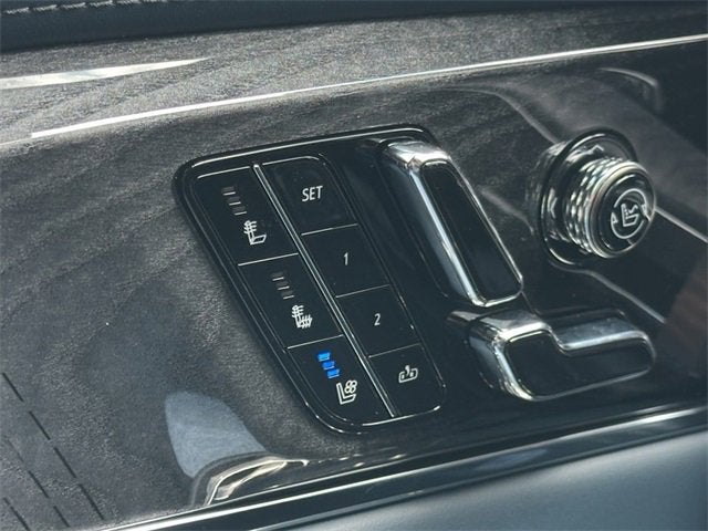 2025 Cadillac ESCALADE IQ Sport 2