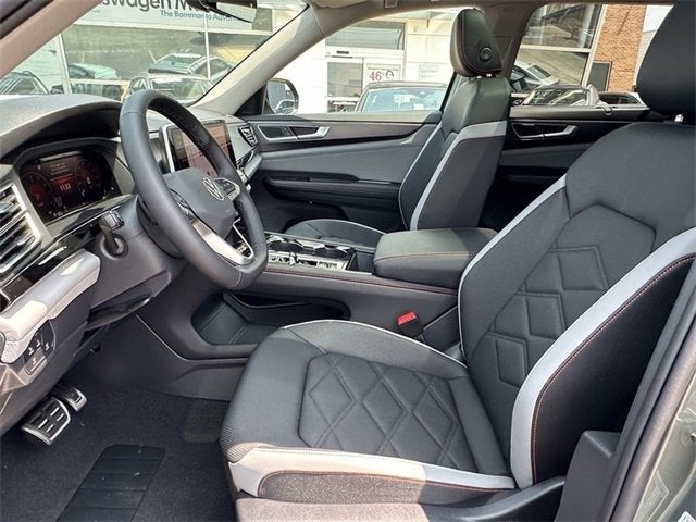 2025 Volkswagen Atlas 2.0T Peak Edition