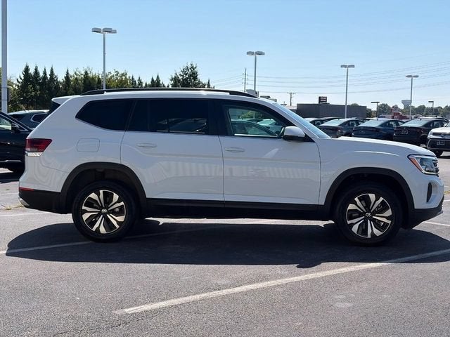 2024 Volkswagen Atlas 2.0T SE