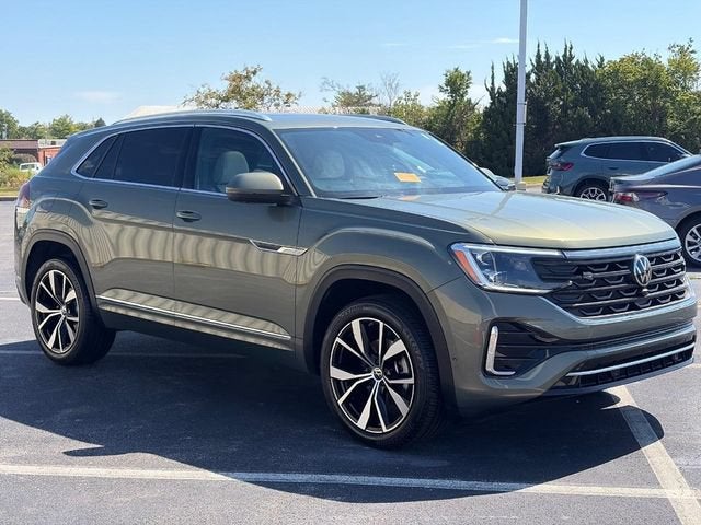 2026 Volkswagen Atlas Cross Sport 2.0T SEL Premium R-Line