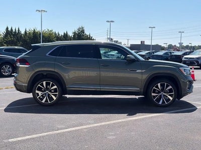 2026 Volkswagen Atlas Cross Sport 2.0T SEL Premium R-Line