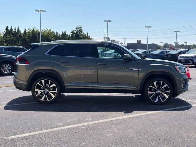 2026 Volkswagen Atlas Cross Sport 2.0T SEL Premium R-Line