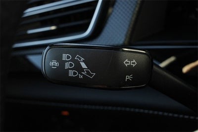 2025 Volkswagen Atlas Cross Sport 2.0T SEL Premium R-Line