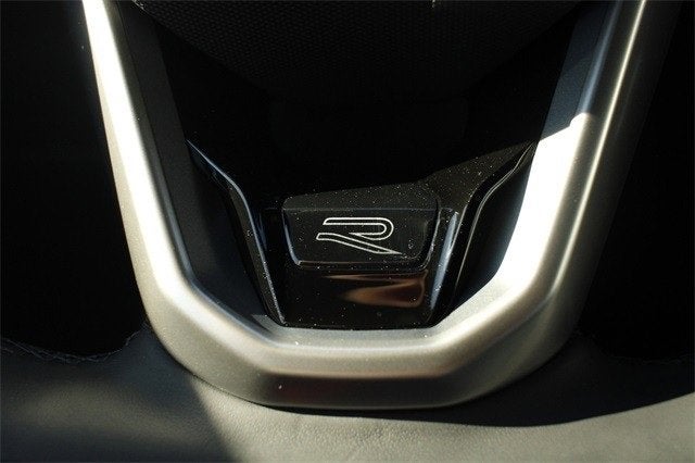 2025 Volkswagen Atlas Cross Sport 2.0T SEL Premium R-Line