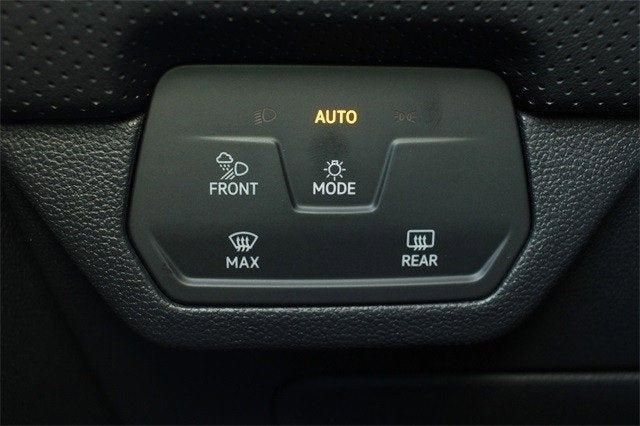 2025 Volkswagen Atlas Cross Sport 2.0T SEL Premium R-Line