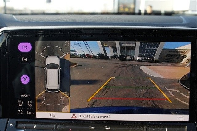 2025 Volkswagen Atlas Cross Sport 2.0T SEL Premium R-Line