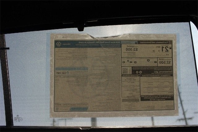 2025 Volkswagen Atlas Cross Sport 2.0T SEL Premium R-Line