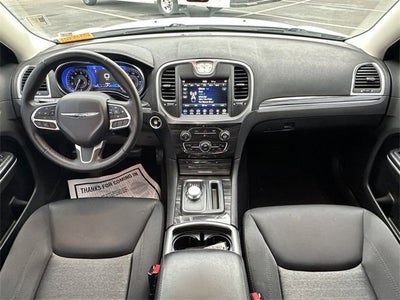 2019 Chrysler 300 Touring