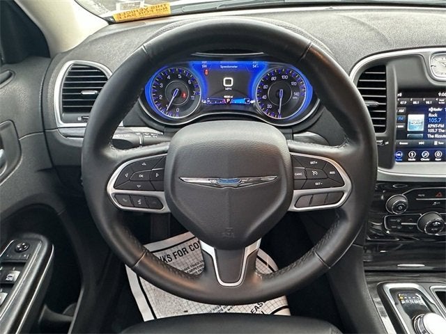 2019 Chrysler 300 Touring