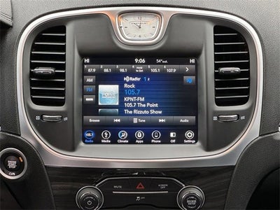 2019 Chrysler 300 Touring