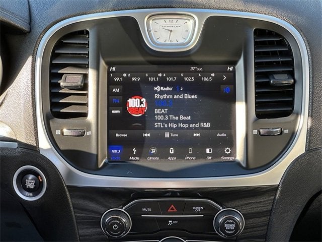 2019 Chrysler 300 Touring