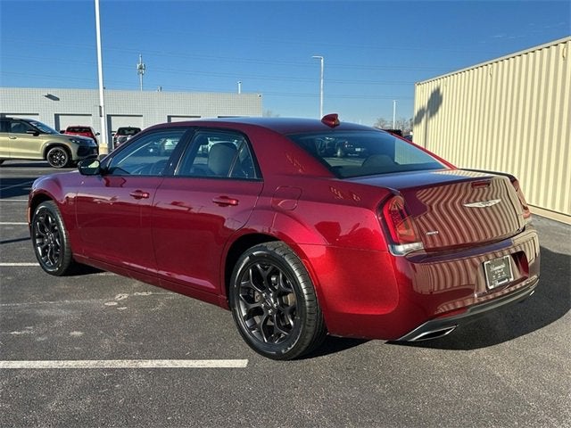 2019 Chrysler 300 Touring