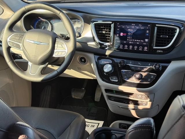 2020 Chrysler Pacifica Touring L Plus