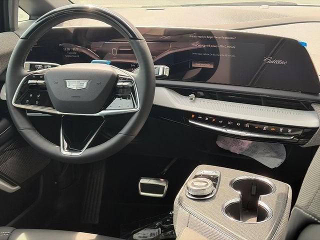 2027 Cadillac OPTIQ Luxury