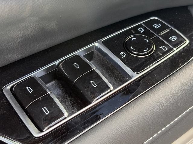 2027 Cadillac OPTIQ Luxury