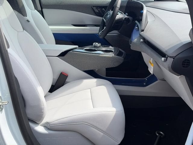 2027 Cadillac OPTIQ Luxury