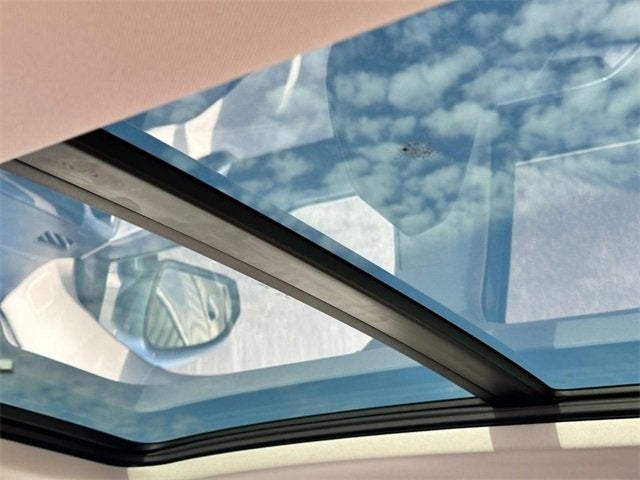 2025 Volkswagen Taos SEL