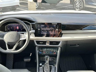 2025 Volkswagen Taos SEL