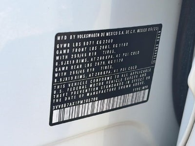 2023 Volkswagen Tiguan SE R-Line Black