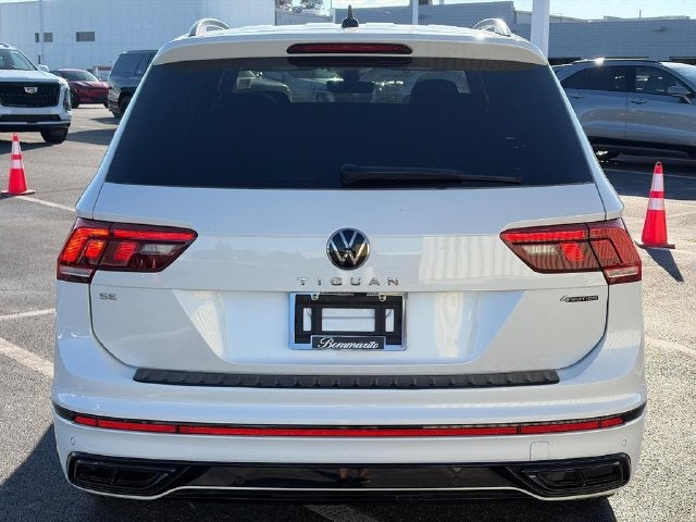 2023 Volkswagen Tiguan SE R-Line Black