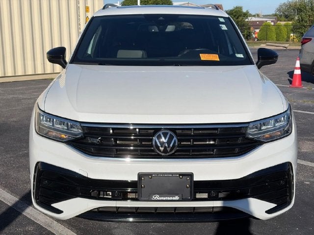 2023 Volkswagen Tiguan SE R-Line Black