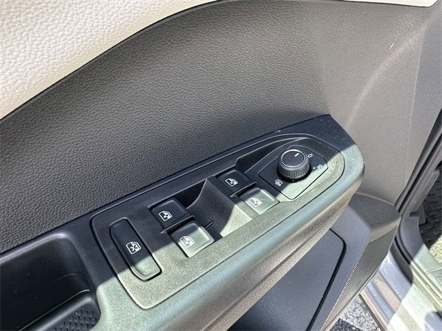 2025 Volkswagen Taos S