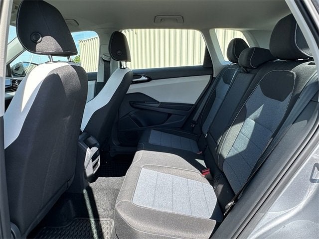 2025 Volkswagen Taos S