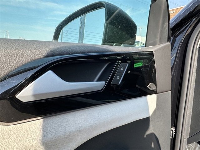 2025 Volkswagen Taos S