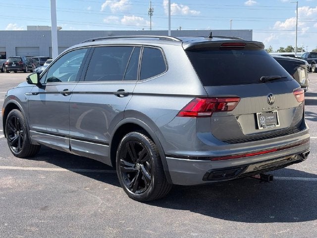 2024 Volkswagen Tiguan SE R-Line Black
