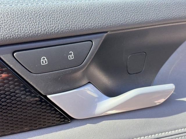 2025 Volkswagen Tiguan SE R-Line Black