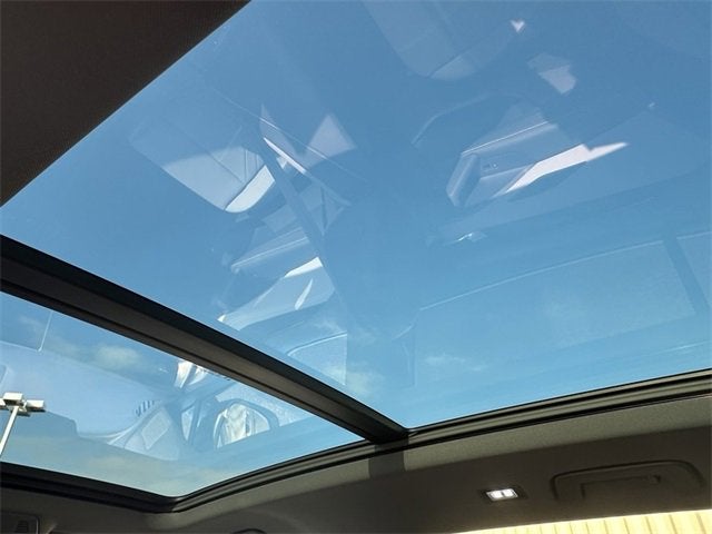 2025 Volkswagen Tiguan SE R-Line Black