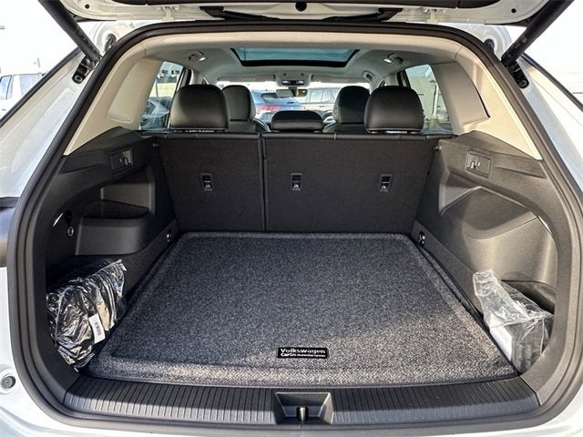 2025 Volkswagen Tiguan SE