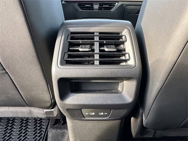 2025 Volkswagen Tiguan SE