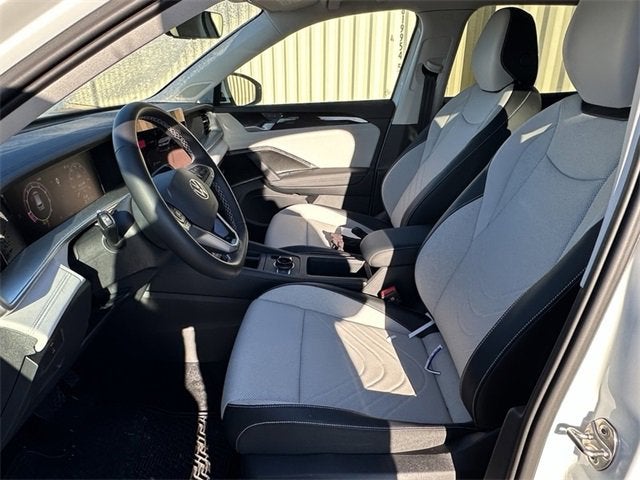 2025 Volkswagen Tiguan SE