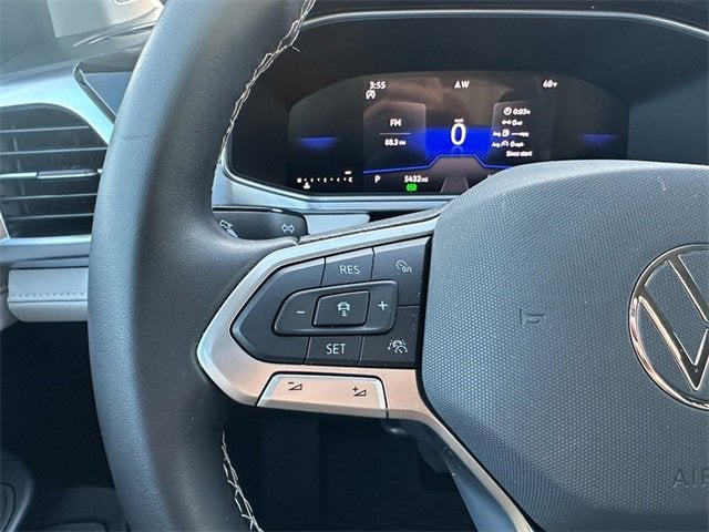 2025 Volkswagen Taos SE