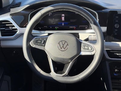 2026 Volkswagen Taos SE