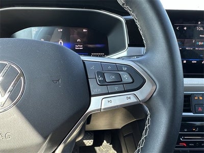 2025 Volkswagen Taos SE