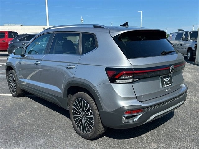 2025 Volkswagen Taos SE