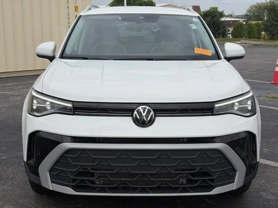 2025 Volkswagen Taos SE