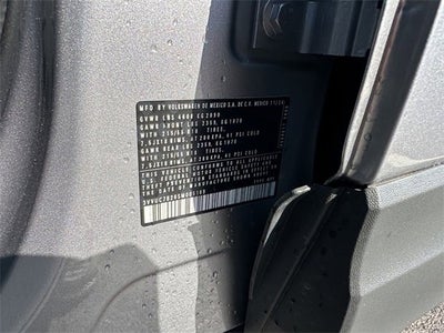 2025 Volkswagen Taos SE