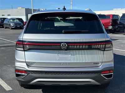2025 Volkswagen Taos SE